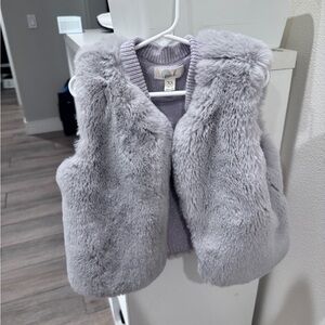 Peek Soft Faux Fur Vest - Light Gray